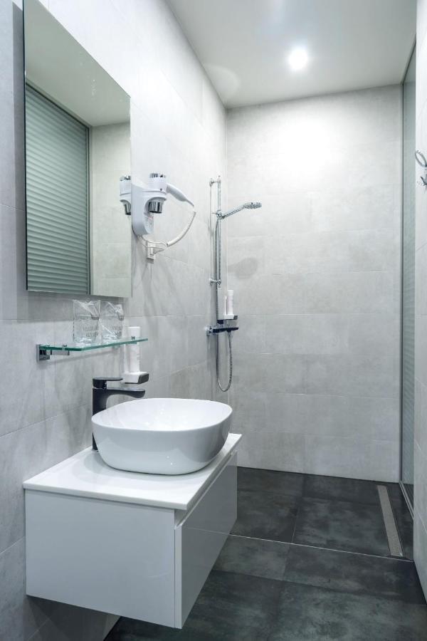 Hotel & Restoran Dvorac Gjalski Zabok Kültér fotó