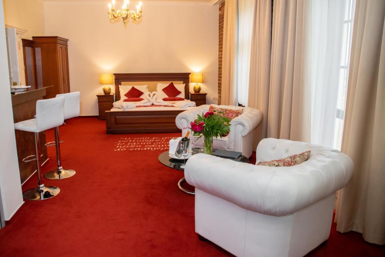 Hotel & Restoran Dvorac Gjalski Zabok Kültér fotó