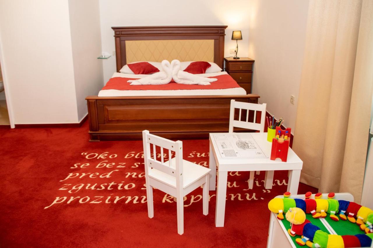 Hotel & Restoran Dvorac Gjalski Zabok Kültér fotó
