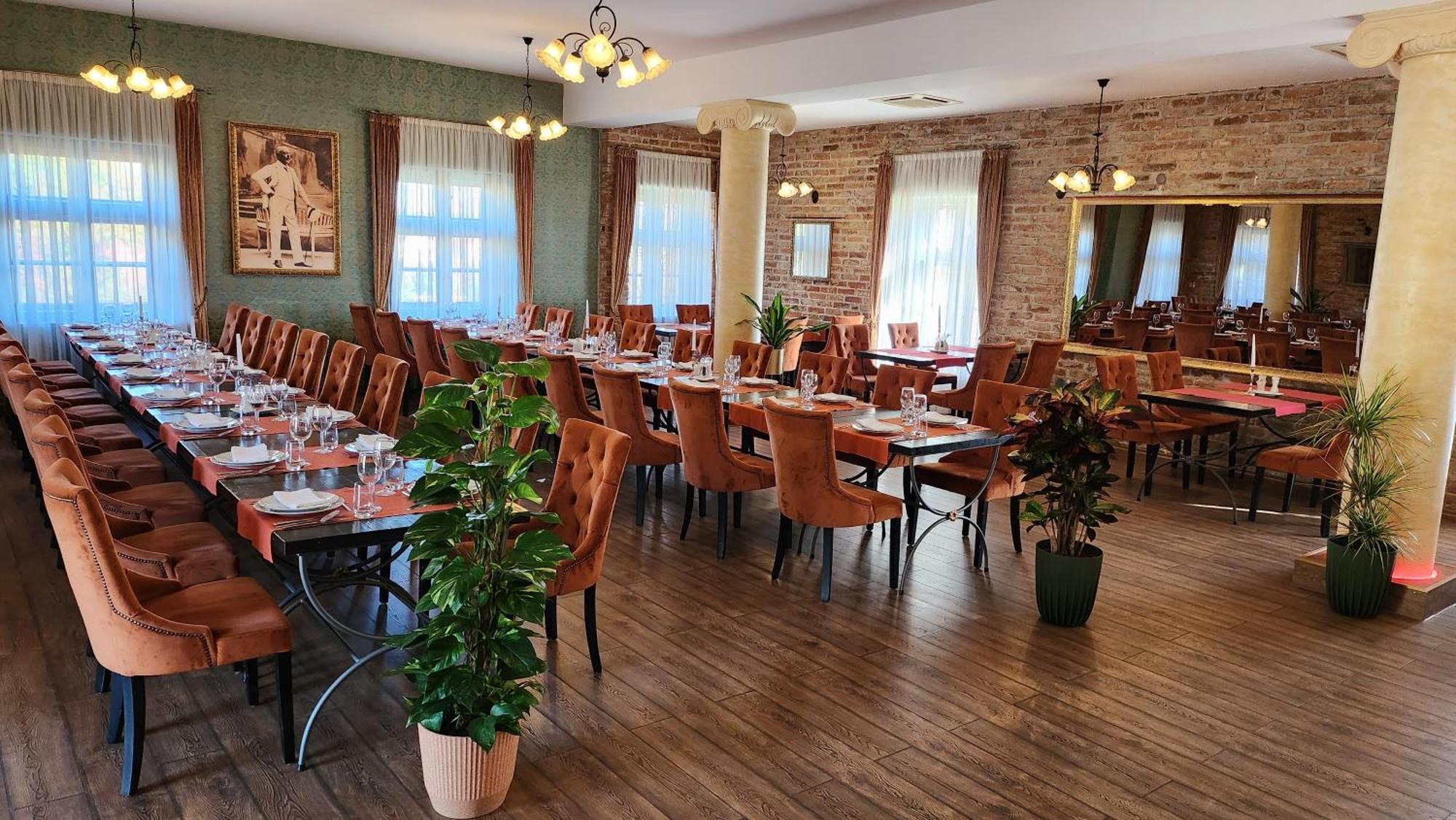 Hotel & Restoran Dvorac Gjalski Zabok Kültér fotó